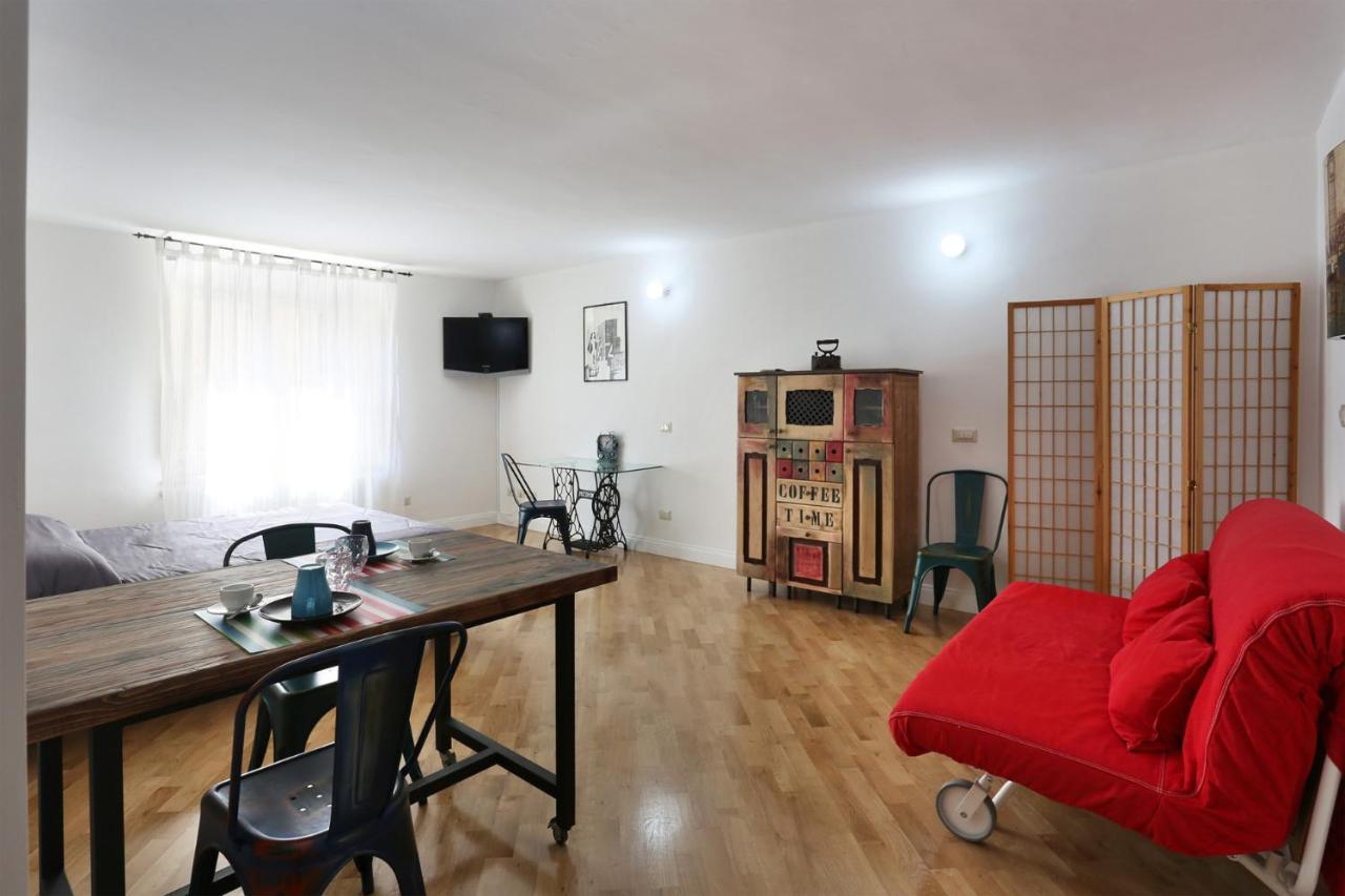 Elica - Sweet Dreams In Apartamento *